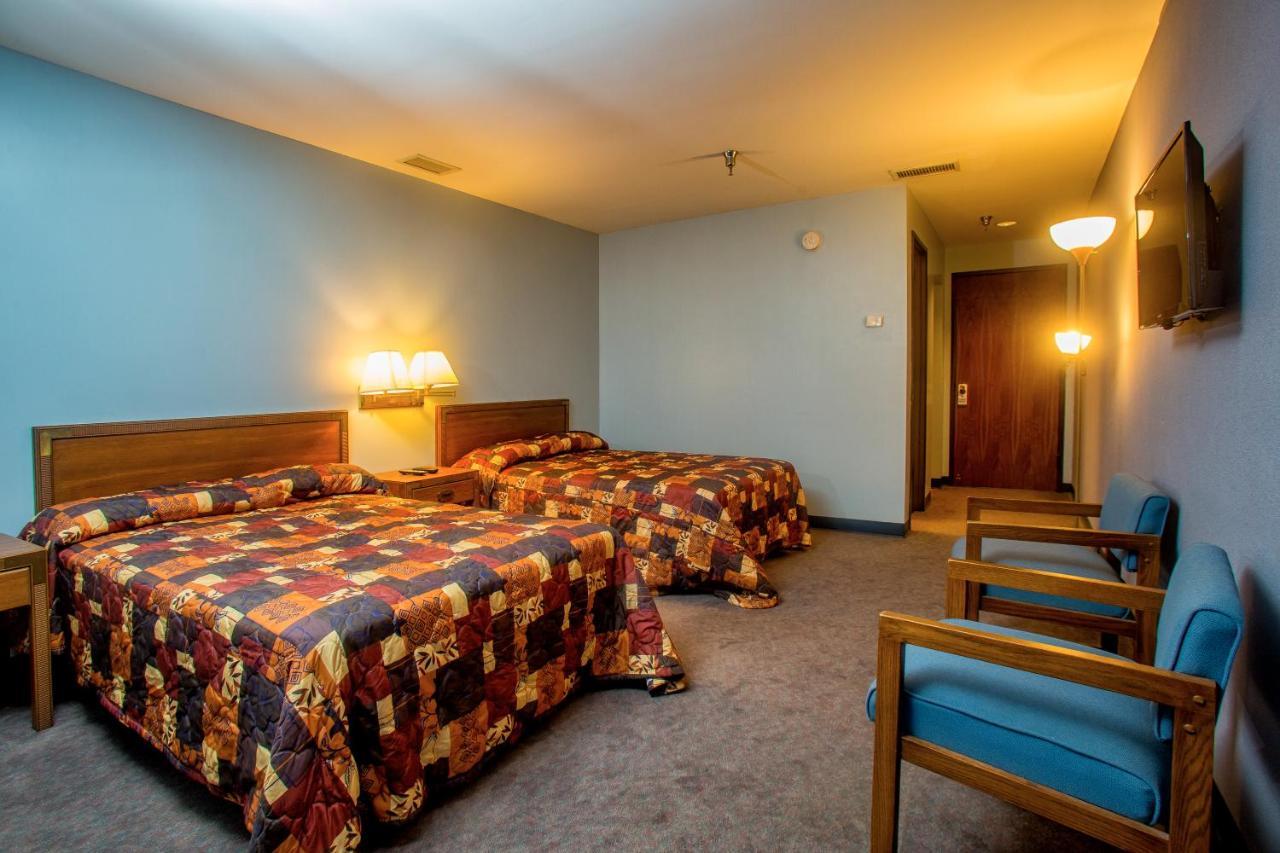 Lafayette Inn Moundsville Экстерьер фото