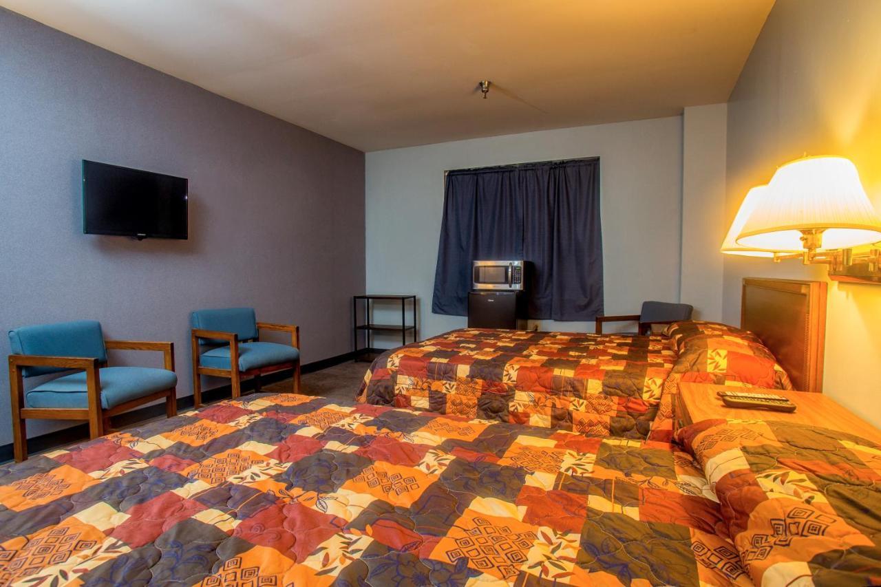Lafayette Inn Moundsville Экстерьер фото