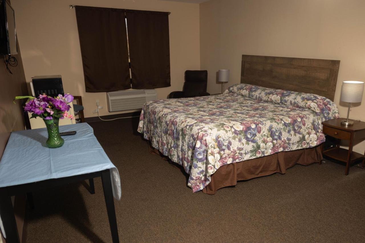 Lafayette Inn Moundsville Экстерьер фото